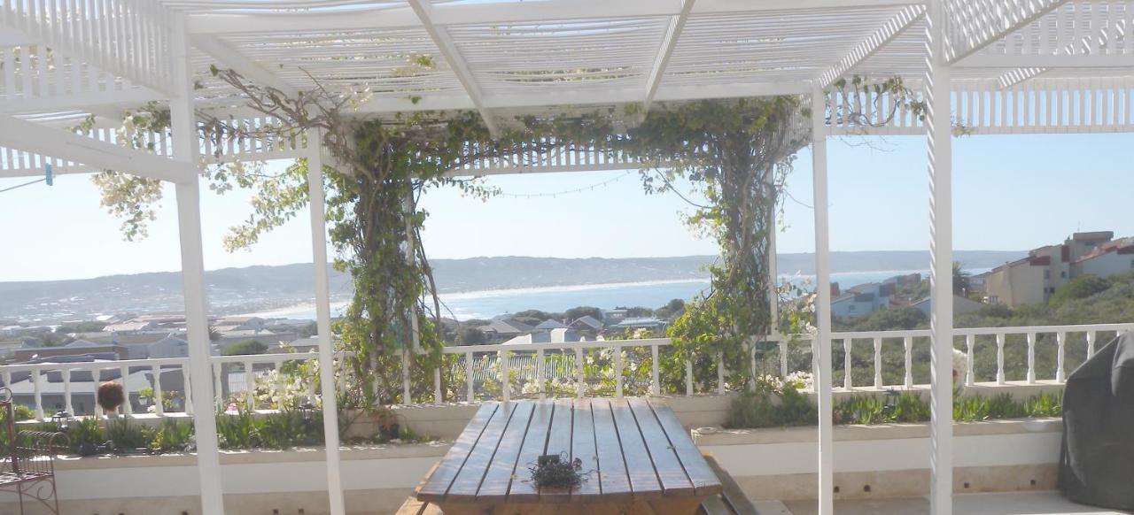 Charlotte House Stilbaai Exterior foto