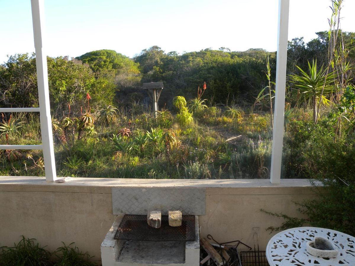 Charlotte House Stilbaai Exterior foto